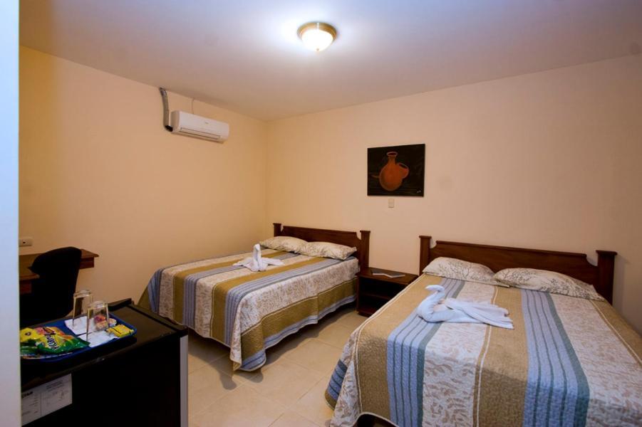 Hotel El Cerro Liberia Exterior photo