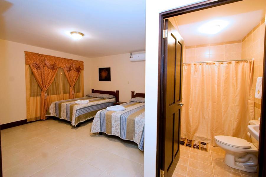 Hotel El Cerro Liberia Exterior photo