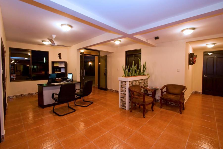 Hotel El Cerro Liberia Exterior photo
